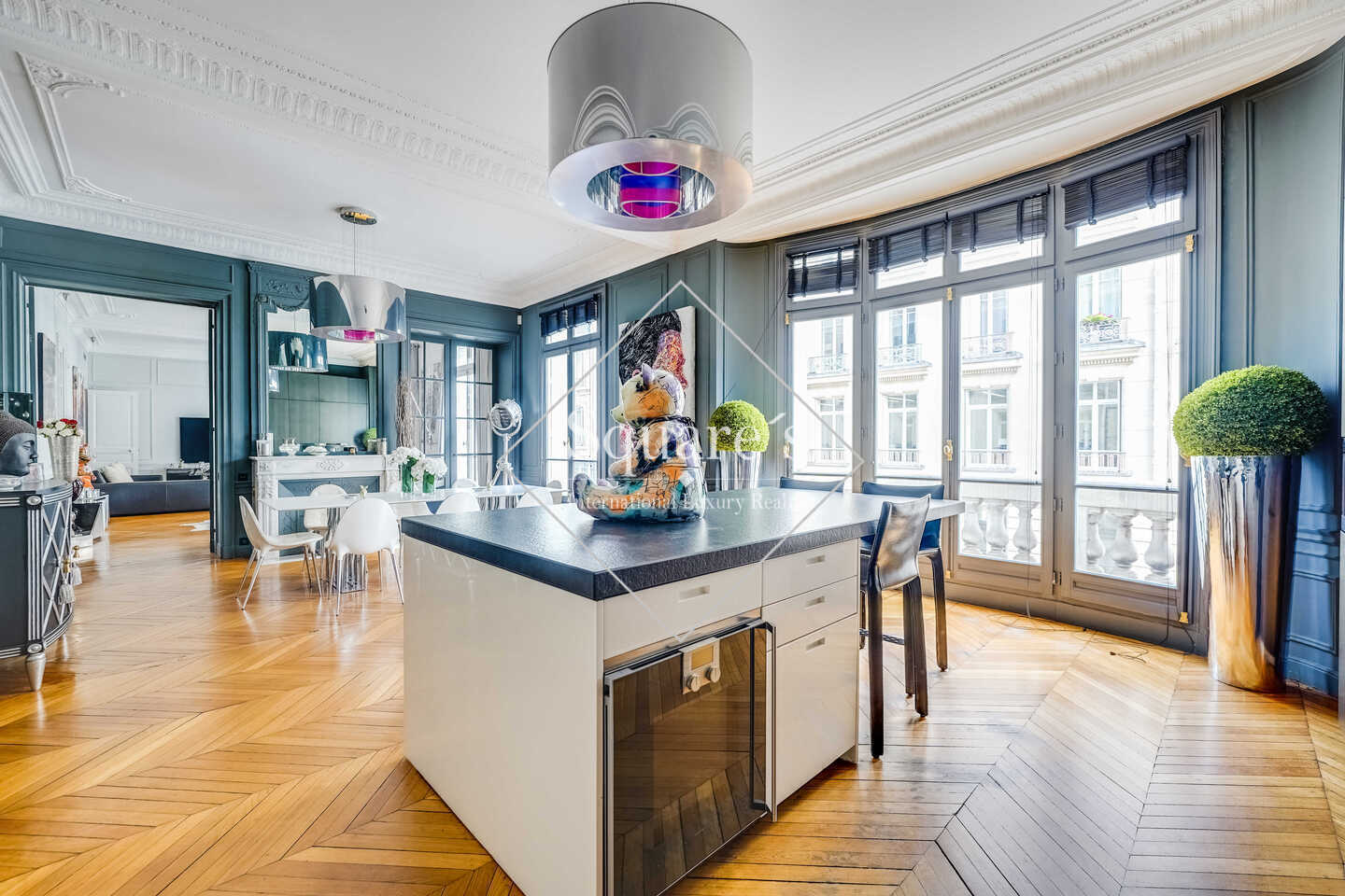 Paris 8e - 202m² - 5p. - 4ch.